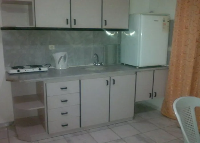 Hotel Castle İçmeler